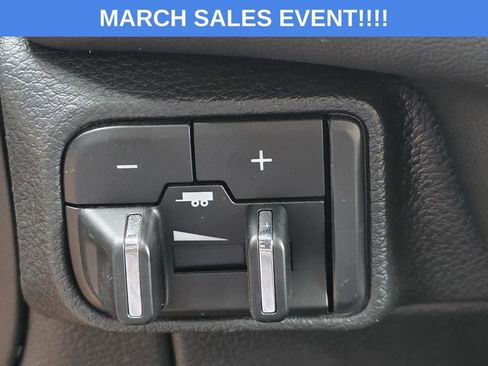 Used 2024 Dodge Durango GT image 33