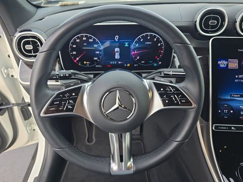 Certified 2025 Mercedes-Benz GLC 300 image 18