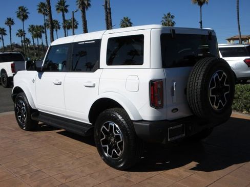 Certified 2025 Ford Bronco Outer Banks image 2
