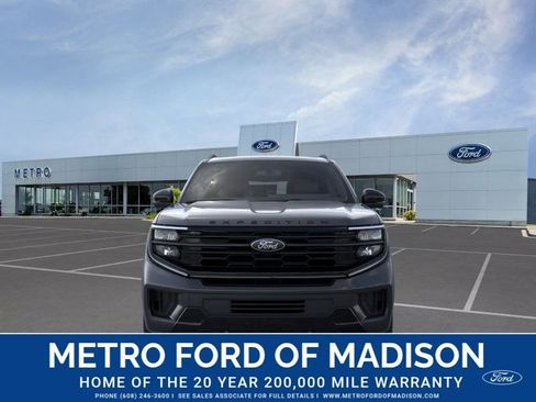 New 2025 Ford Expedition Platinum w/ Stealth Performance Package AWD/4WD image 8