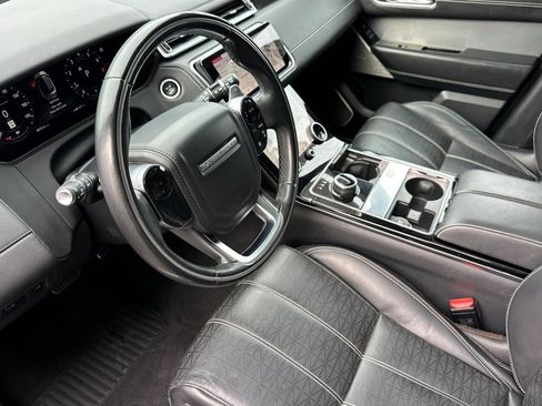 Used 2018 Land Rover Range Rover Velar R-Dynamic HSE image 5
