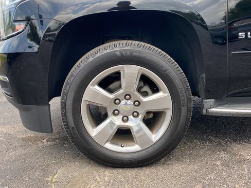 Used 2015 Chevrolet Suburban LTZ RWD image 19