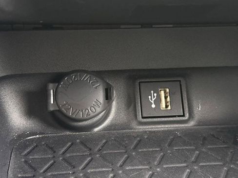 Used 2025 Toyota RAV4 XLE Premium FWD image 22