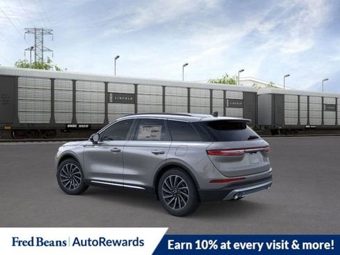 New 2026 Lincoln Corsair Reserve image 4