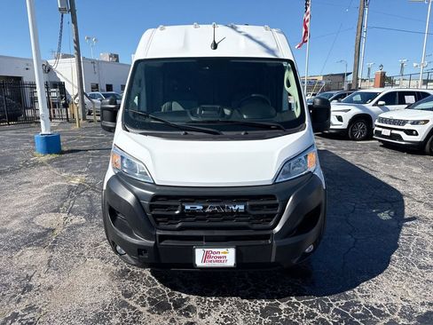 Used 2024 RAM ProMaster 2500 w/ Convenience Group FWD image 27