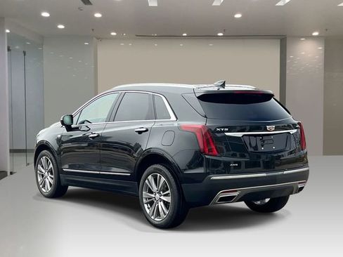 Used 2023 Cadillac XT5 Premium Luxury w/ LPO, Floor Liner Package AWD/4WD image 3
