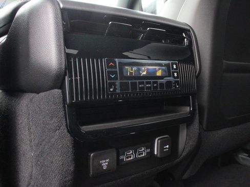 New 2026 Jeep Grand Wagoneer L Limited image 25