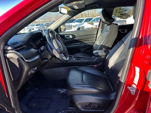 Used 2022 Jeep Compass Limited image 25