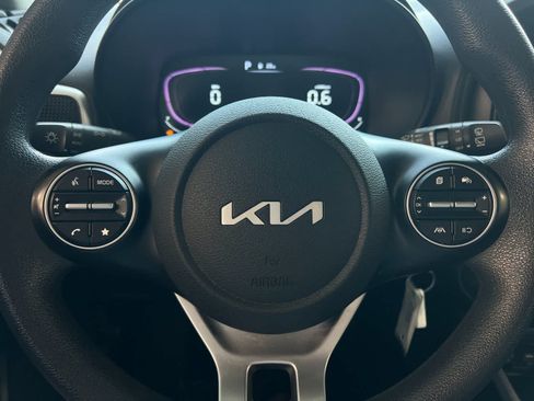 Used 2023 Kia Soul LX w/ Option Group 015 FWD image 23