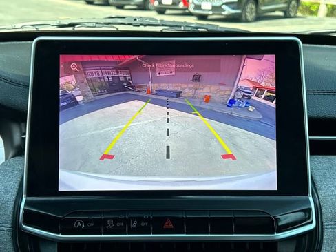 Used 2022 Jeep Compass Latitude w/ Convenience Group image 20