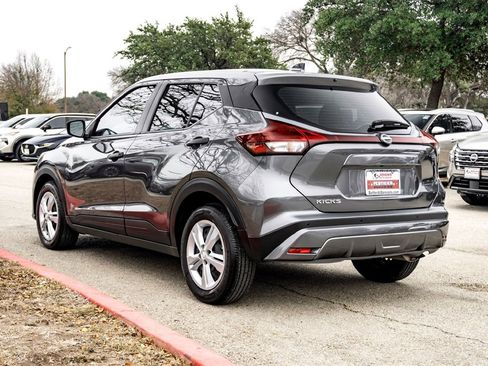 Used 2025 Nissan Kicks Play S image 7