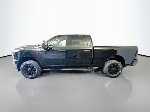 New 2026 RAM 2500 Tradesman AWD/4WD image 4