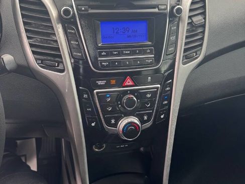 Used 2014 Hyundai Elantra GT image 14