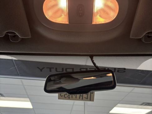 Used 2009 Ford F350 Lariat image 17