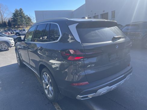 New 2026 BMW X5 xDrive40i AWD/4WD image 7