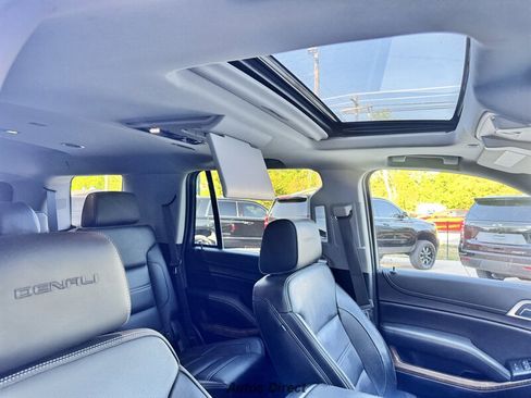 Used 2019 GMC Yukon Denali w/ Denali Ultimate Package AWD/4WD image 22