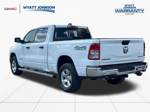 Used 2023 RAM 1500 Big Horn AWD/4WD image 3