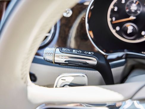 Used 2022 Bentley Flying Spur W12 AWD/4WD image 62