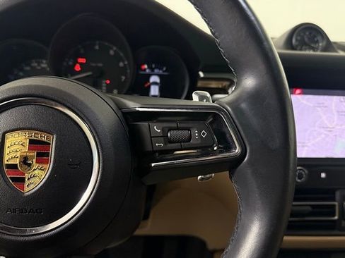 Used 2024 Porsche Macan Base image 36