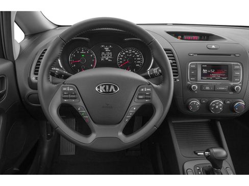 Used 2015 Kia Forte LX FWD image 4
