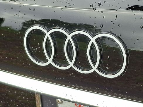 Used 2025 Audi Q7 3.0T Premium Plus w/ Premium Plus Package AWD/4WD image 29
