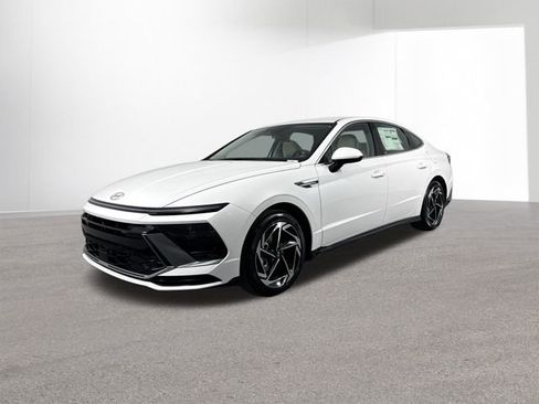 New 2026 Hyundai Sonata SEL image 1