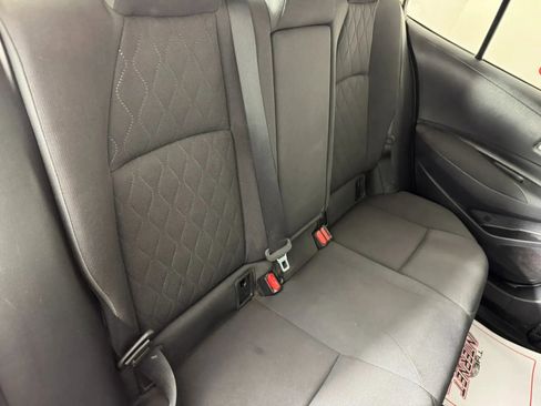 Used 2020 Toyota Corolla LE FWD image 32