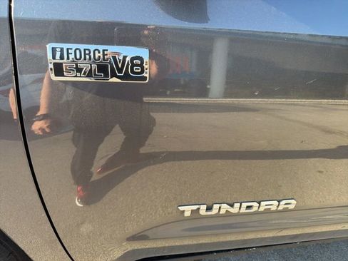 Used 2021 Toyota Tundra SR5 w/ SR5 Upgrade Package RWD image 11