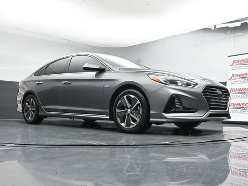 Used 2018 Hyundai Sonata Limited image 33