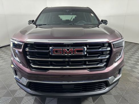 Used 2024 GMC Acadia Elevation w/ Luxury Package FWD image 8