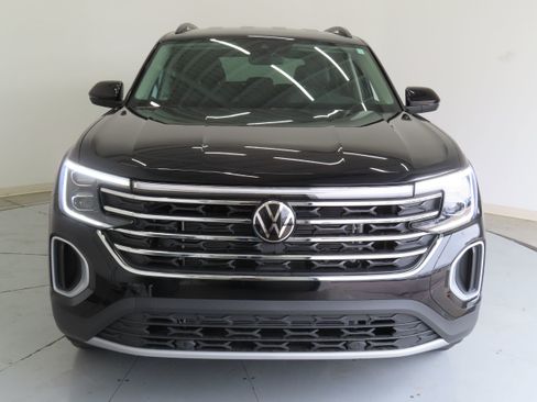 New 2026 Volkswagen Atlas SE image 10