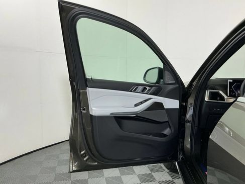 New 2026 BMW X5 xDrive40i w/ Climate Comfort Package AWD/4WD image 19