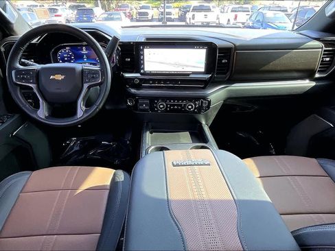 Used 2024 Chevrolet Silverado 3500 High Country w/ High Country Premium Package image 14