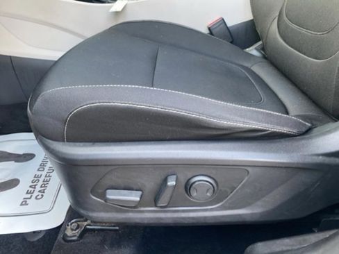 Used 2022 Hyundai Tucson SEL w/ Cargo Package image 15