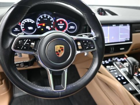 Used 2019 Porsche Cayenne AWD/4WD image 24