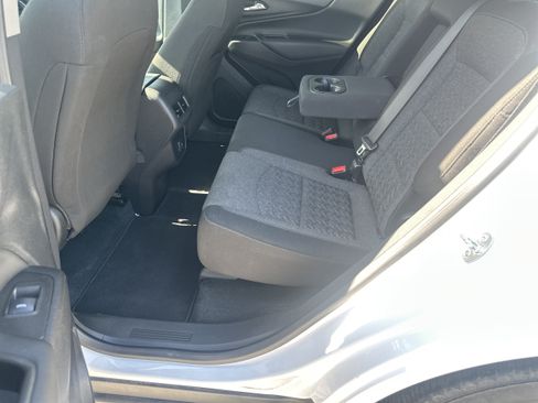 Used 2024 Chevrolet Equinox LT AWD/4WD image 20