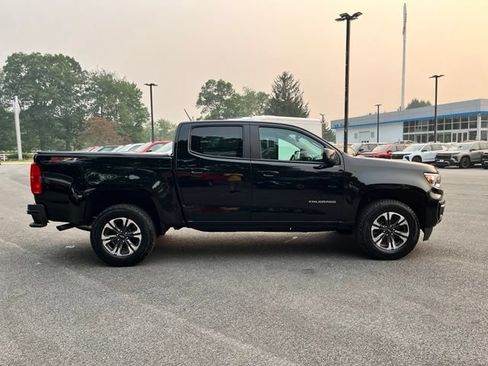 Used 2022 Chevrolet Colorado Z71 w/ Safety Package AWD/4WD image 5