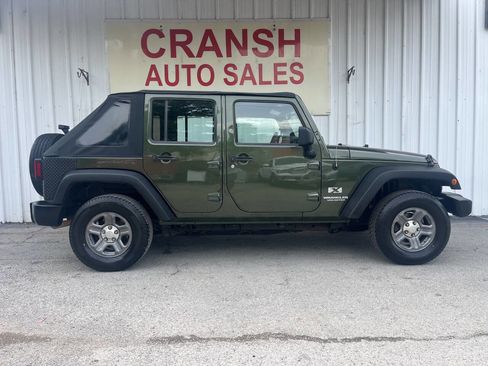 Used 2009 Jeep Wrangler Unlimited X image 2