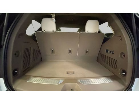 Used 2026 GMC Yukon Denali w/ Denali Reserve Package image 17