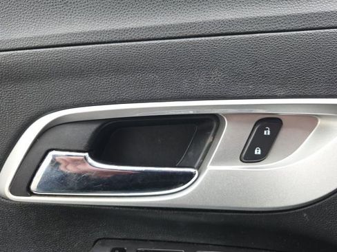 Used 2013 Chevrolet Equinox LT w/ Driver Convenience Package image 21