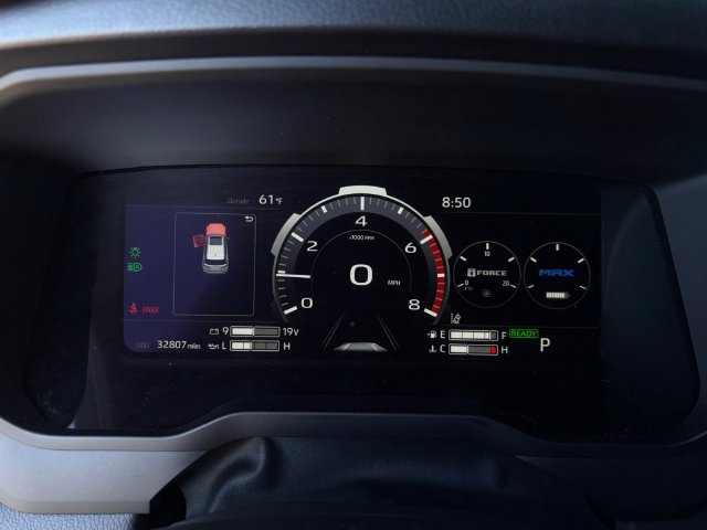 Used 2025 Toyota Sequoia Limited AWD/4WD image 10