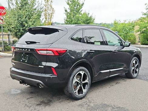 Used 2023 Ford Escape ST-Line Select w/ Tech Pack #2 AWD/4WD image 6