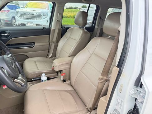 Used 2014 Jeep Patriot Limited FWD image 29