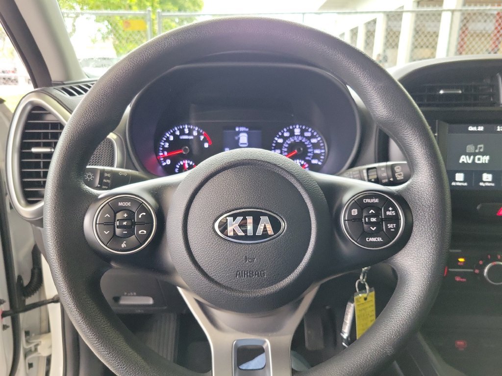 Used 2020 Kia Soul S FWD image 19