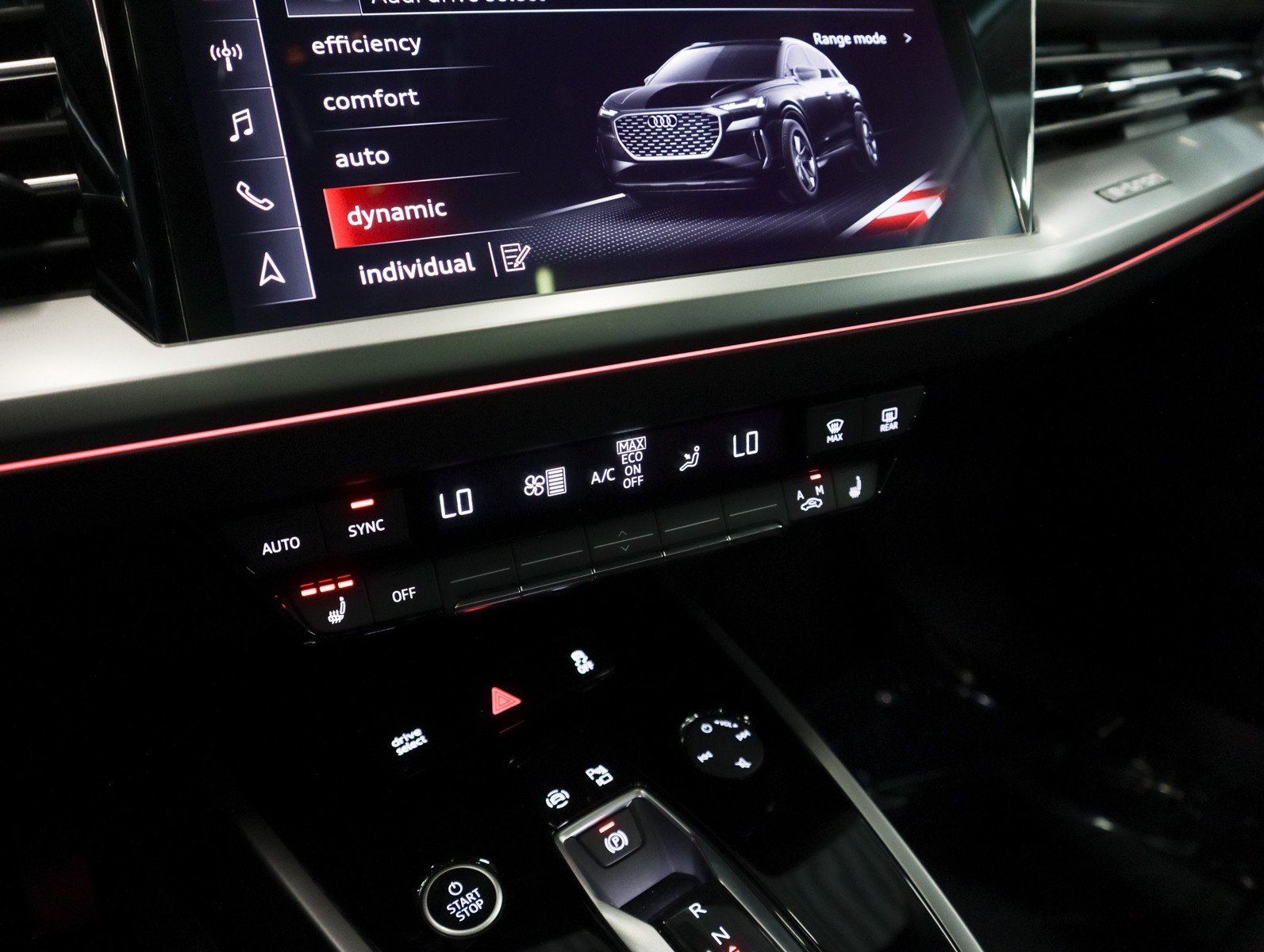 Certified 2024 Audi Q4 e-tron Premium Plus w/ Premium Plus AWD/4WD image 20