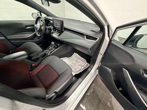 Used 2025 Toyota Corolla SE FWD image 26