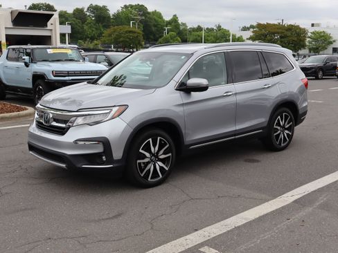 Used 2022 Honda Pilot Touring image 5