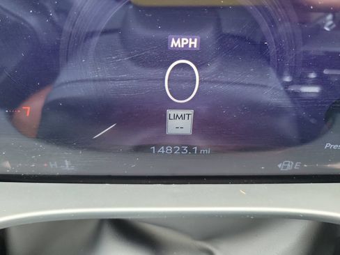 Used 2025 Lincoln Aviator AWD image 34