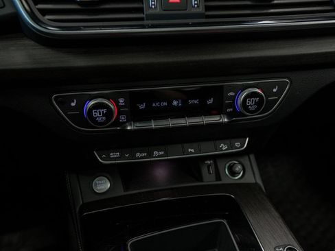 Used 2023 Audi Q5 2.0T Premium Plus w/ Premium Plus Package AWD/4WD image 20