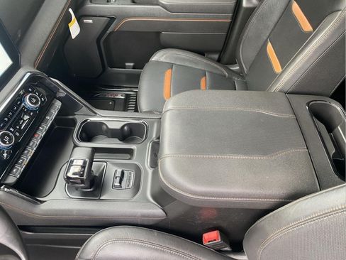 Used 2025 GMC Sierra 1500 AT4 AWD/4WD image 18